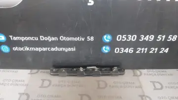 Mercedes C Serisi Orta Fren Lambası W 211