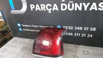 Toyota Avensis T25 Sağ Stop 04-08