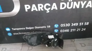 Toyota Auris Sağ Dış Stop