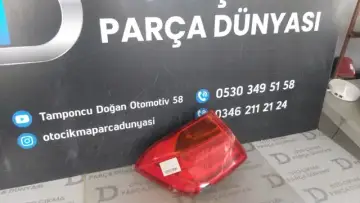 BMW 3 Serisi Sol Dış Stop F30 12-14CAM Kırık