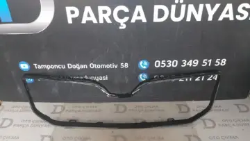 Skoda Süper B Panjur Çıtası Siyah