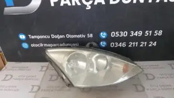 Ford Focus Sağ Far 99-02 2.El