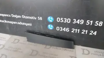 Renault Clio 5 Arka Kapı Sol Direk Çıtası 20-24