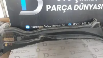 Citroen Nemo Ön Cam Izgarası