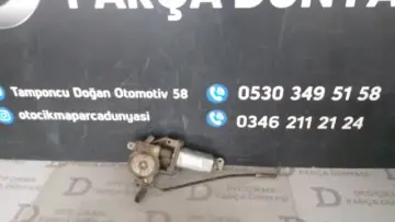 Alfa Romeo Arka Silecek Motoru
