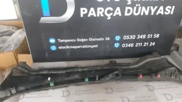 Citroen Nemo Ön Cam Izgarası