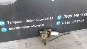 Alfa Romeo Arka Silecek Motoru