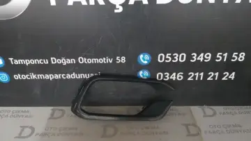 Fiat Egea Sağ Sis Far Çerçevesi