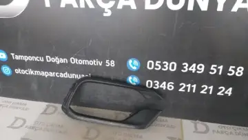 Fiat Egea Sağ Sis Far Çerçevesi