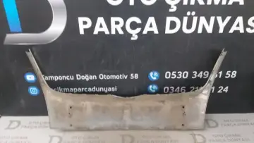 Volkswagen Jetta Ön Panjur Kromu 05-10