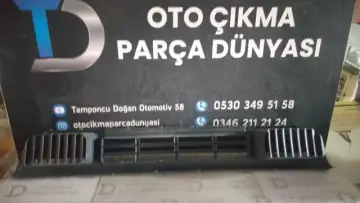 Volkswagen Transporter T 5 Ön Tampon Ortası 2002