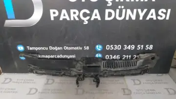 Volksvagen Golf 8 Ön Panjur Lastiği 20-23