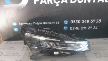 Renault Clio 5.5 Sağ Far 2013