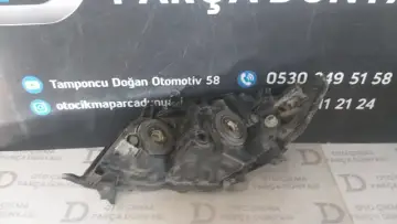 Toyota Corolla Sağ Far 06-10