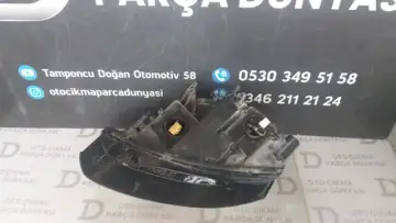 Audi A4 Sağ Far 20-24 Mercekli