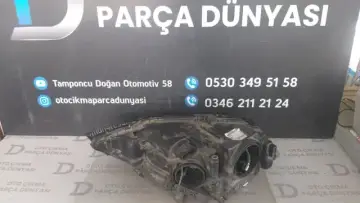 Audi A4 Sağ Far 20-24 Mercekli