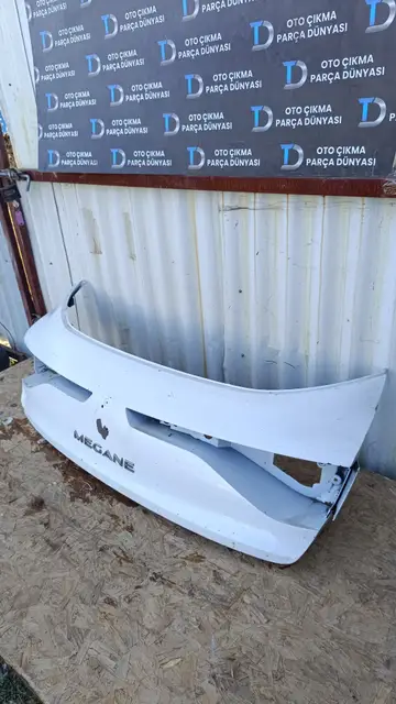 Renault Megane 4 Bagaj Kaplaması