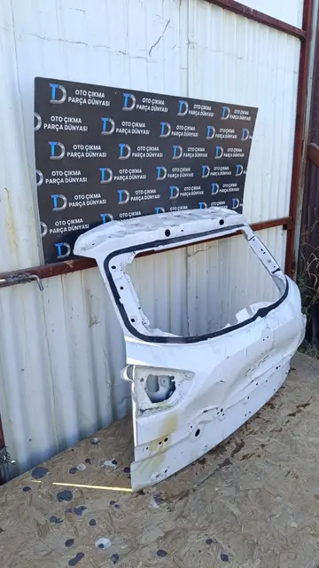 Renault Clio 4 Hb Station Wagon Bagaj Kapağı 13-19