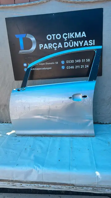 Opel Corsa D Sol Ön Kapı 08-15