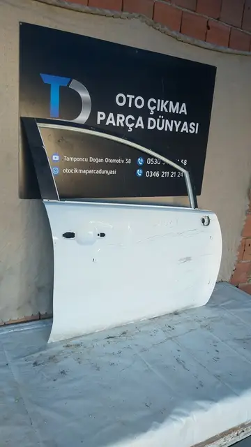 Kia Rio 4 Sağ Ön Kapı 18-21