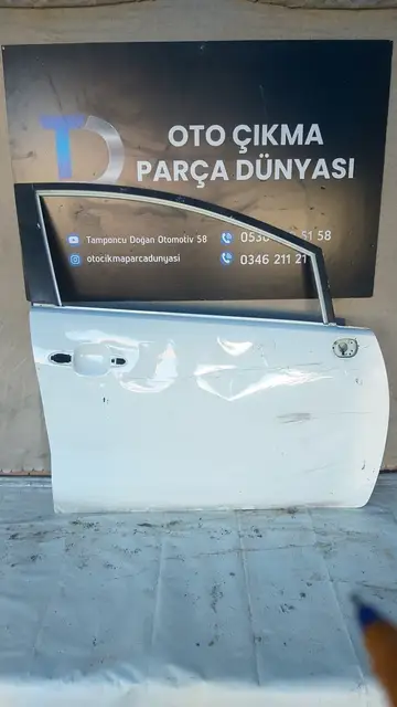 Kia Rio 4 Sağ Ön Kapı 18-21