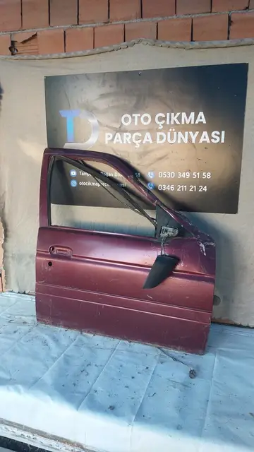 Ford Escort Sağ Ön Kapı 90-95