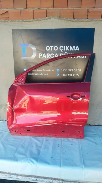 Renault Kadjar Sol Ön Kapı 13-20