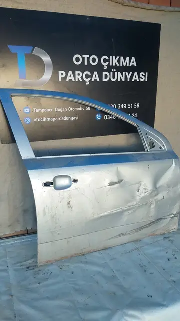 Opel Astra H Sağ Ön Kapı 18-23