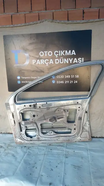 Peugeot 407 Sağ Ön Kapı 04-11