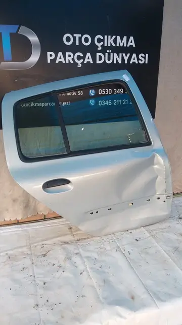 Renault Clio Symbol Sağ Arka Kapı 00-08