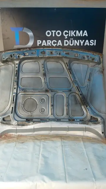 Opel Vectra Ön Kaput 03-05