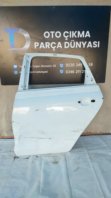 Volkswagen Polo Sol Arka Kapı 18-20