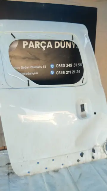Dacia Dokker Sağ Sürgülü Arka Kapı 21-24