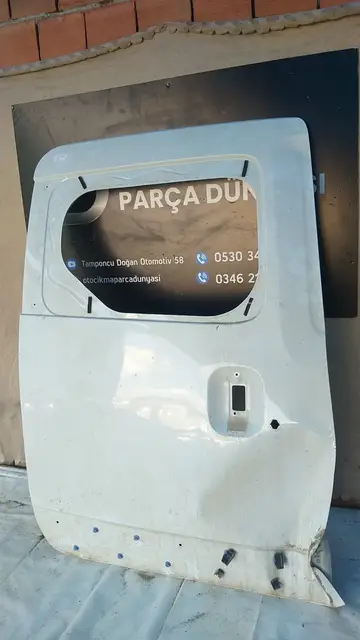 Dacia Dokker Sağ Sürgülü Arka Kapı 21-24