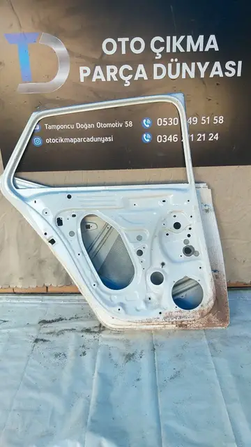 Skoda Rapid Sol Arka Kapı 16-18