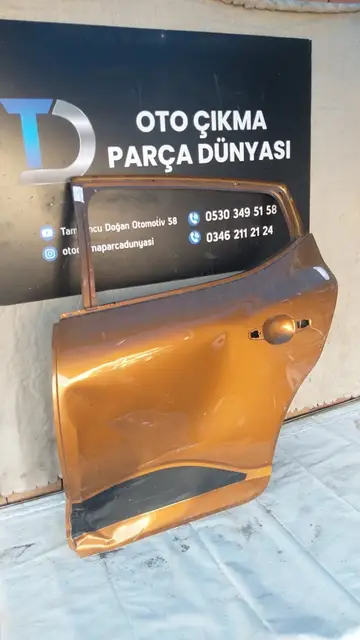 Dacia Sandero Sol Arka Kapı 21-24