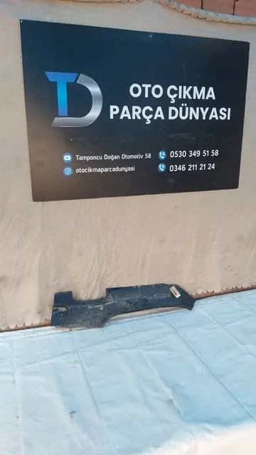 Renault 9-11 Sağ Arka Çamurluk Ağzı