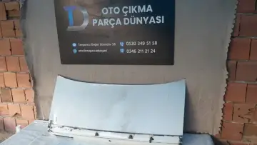 Renault 9 Brodway Bagaj Kapağı 94-96