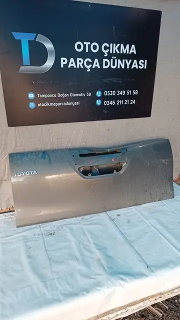 Toyota Hilux Bagaj Kapağı 22-24