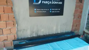 Mercedes E Serisi Sağ ve Sol Marşpiyel Çıtası