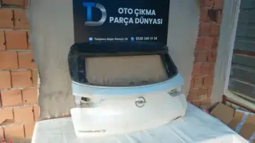 Opel Grandland X Bagaj Kapağı 22-25