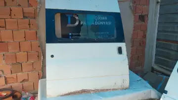 Ford Transit Sağ Sürgülü Kapı 03-08