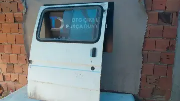 Ford Transit Sağ Sürgülü Kapı 96-99