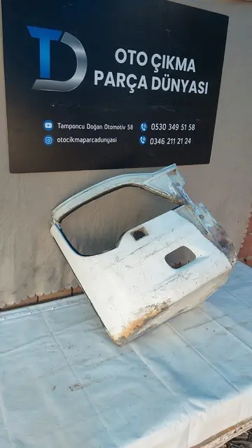 Travego Sağ Ön Tampon (Eski Model)