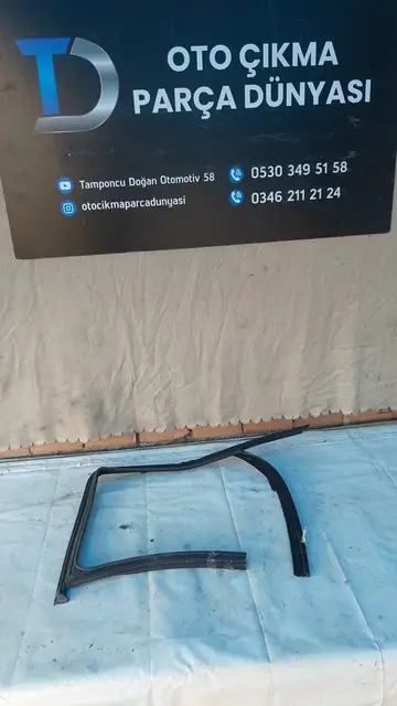 Skoda Fabia Sol Ön Kapı Cam Fitili