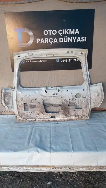 Citroen C 3 Picasso Bagaj Kapağı 17-22