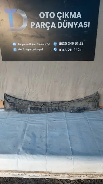 Opel Astra G Ön Cam Izgarası 98-09