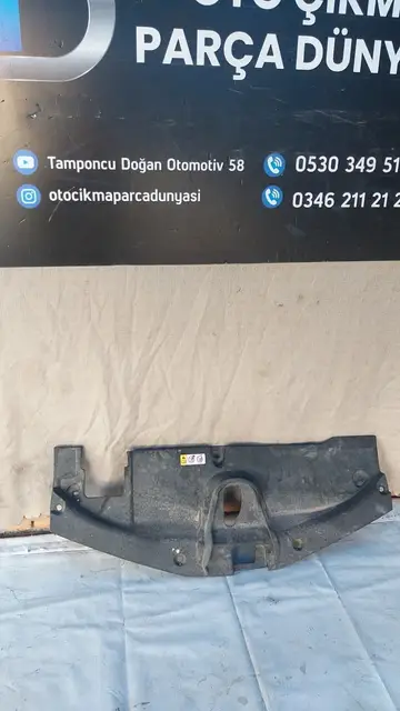 Toyota Corolla Radyatör Üst Koruyucu 19-22