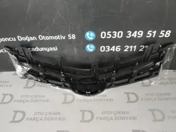 Toyota Corolla Ön Panjur (16-18)