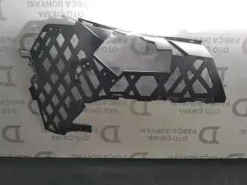 Volkswagen Passat Ön İç Sağ Tampon Braketi (15-18)